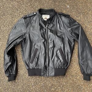 Men’s Vintage Americana Leather Corp Full Zip Motorcycle Jacket Size 44 Black